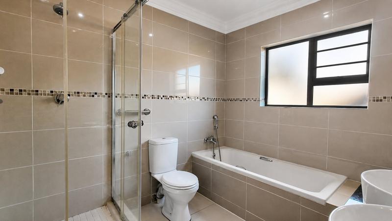2 Bedroom Property for Sale in Heuwelsig Free State